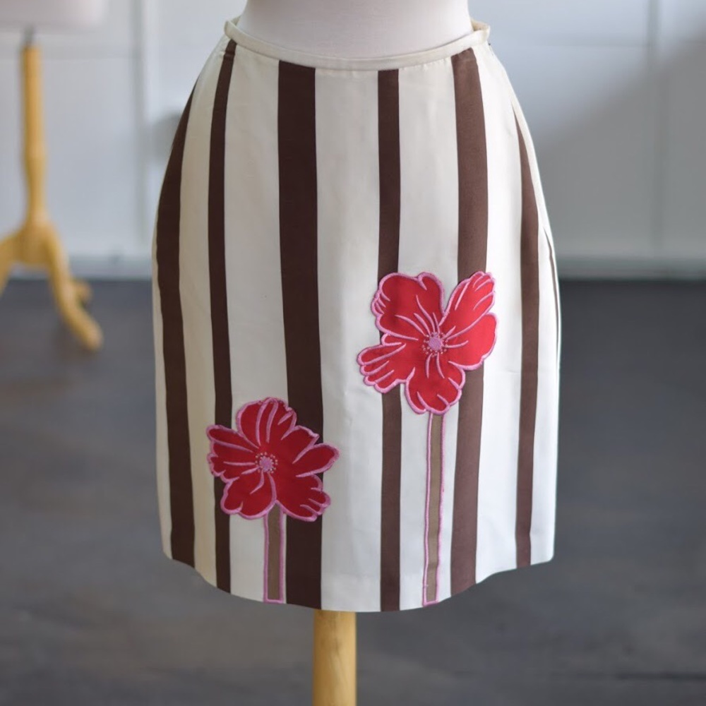 Sale! 🌸 Silk pencil skirt